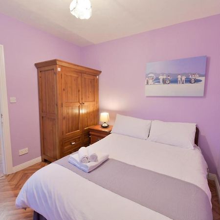 Ocean Breeze Apartment Lahinch Esterno foto