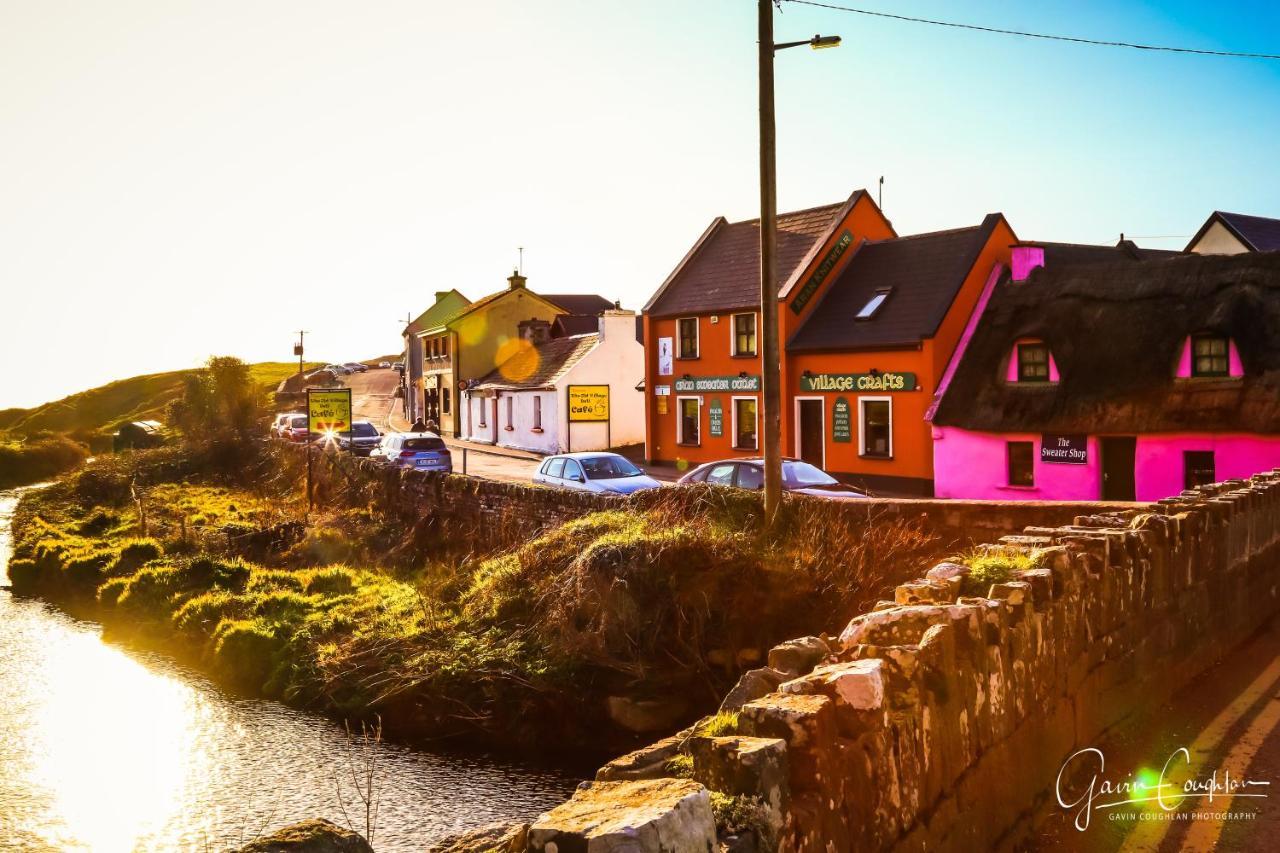 Ocean Breeze Apartment Lahinch Esterno foto
